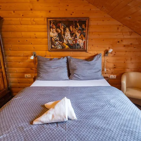 Istvan Pince A Vendégház Ipolyság