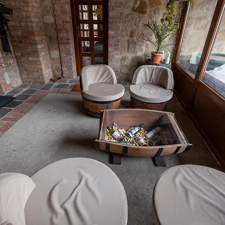 Istvan Pince A * Sahy